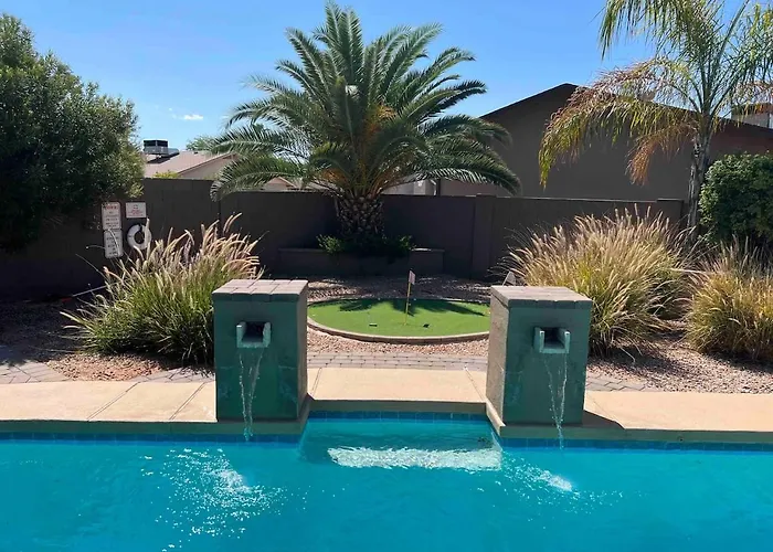 Thetatum Retreat Holiday home Phoenix