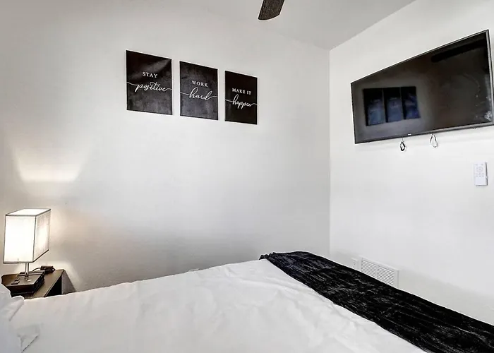 Thetatum Retreat Holiday home Phoenix
