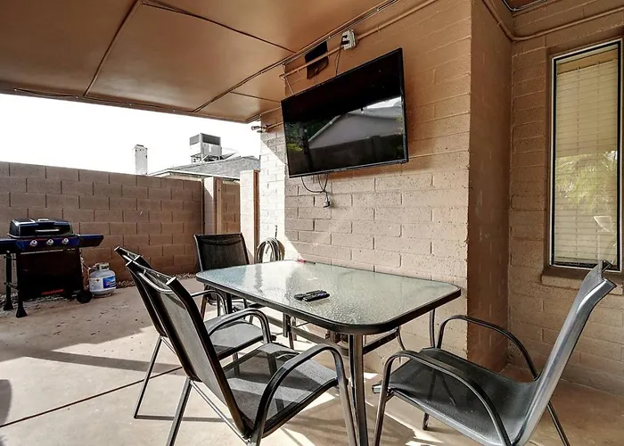 Thetatum Retreat Holiday home Phoenix